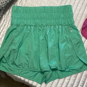 Free People Movement On The Way Home shorts NWOT size medium